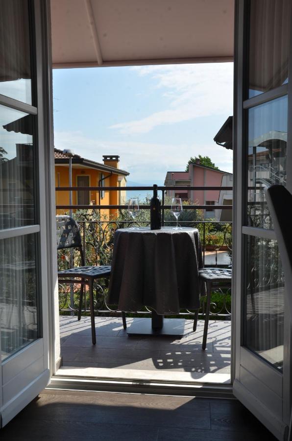 H2O Bed & Breakfast Sirmione Dış mekan fotoğraf