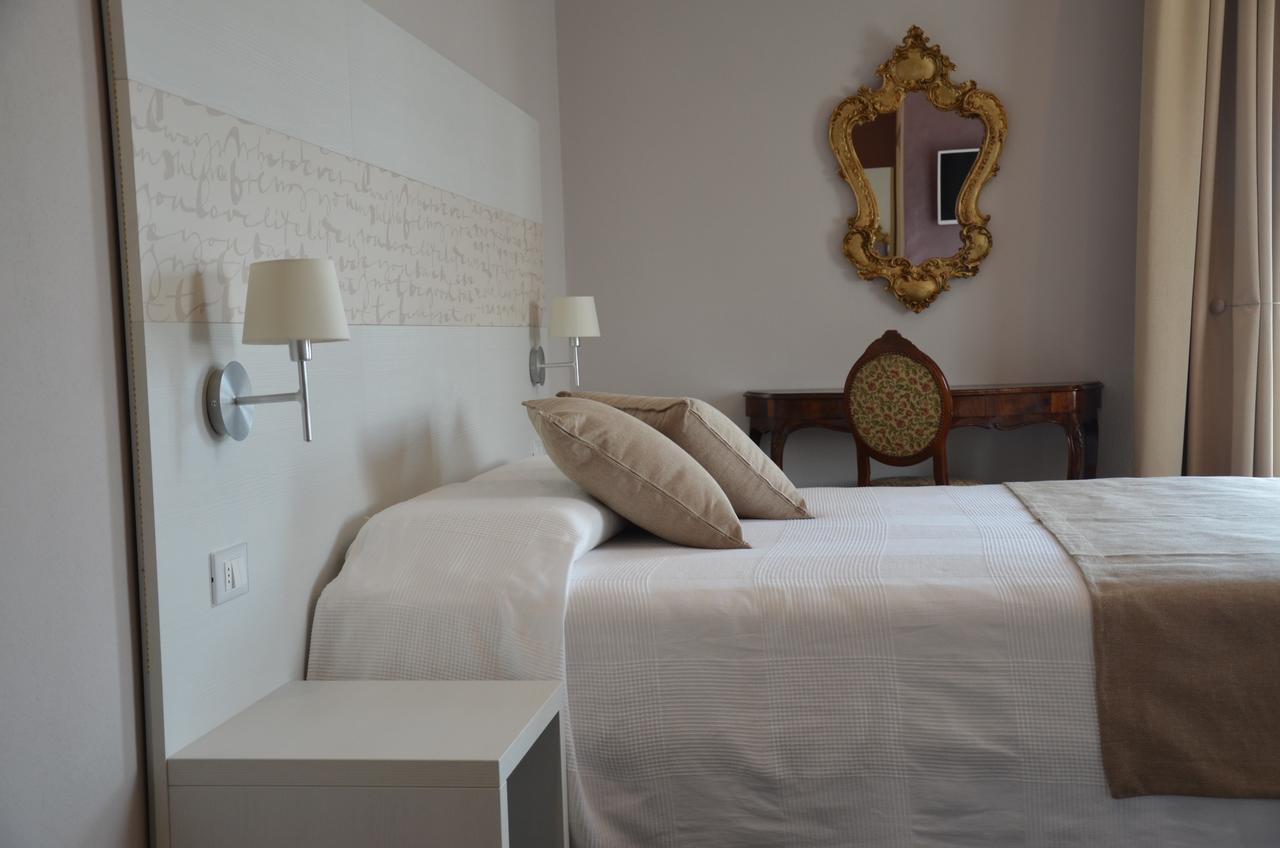 H2O Bed & Breakfast Sirmione Dış mekan fotoğraf
